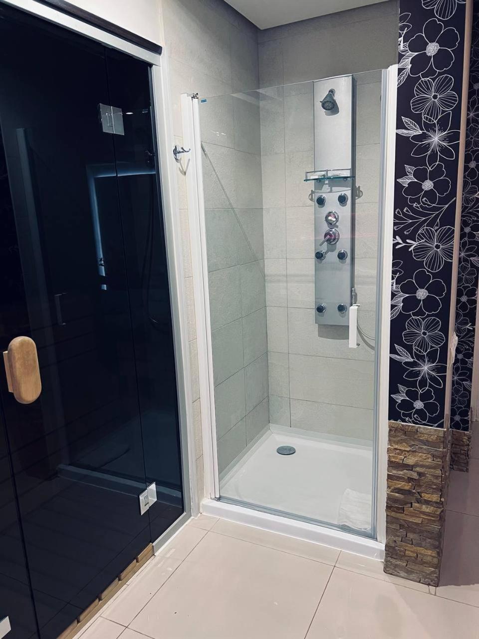 Spa-Отель Релакс Charków Zewnętrze zdjęcie